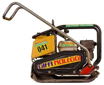 noleggio piastra vibrante 90kg Bologna- Giffi Noleggi